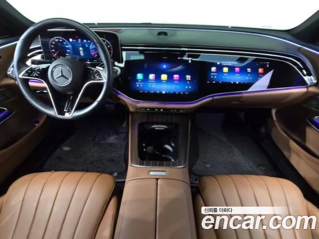 Mercedes-Benz E-Class — Фото автомобиля 6