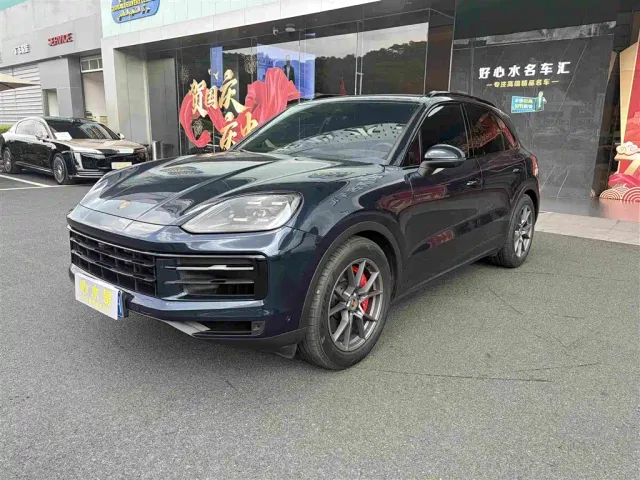 Porsche Cayenne — Фото автомобиля 2