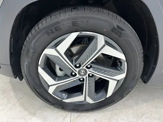 Hyundai Tucson — Фото автомобиля 24