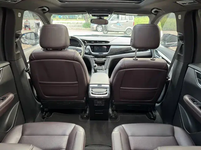 Cadillac Cadillac XT6 2022 2.0T 6-Seater 2WD Luxury Edition — Фото автомобиля 23
