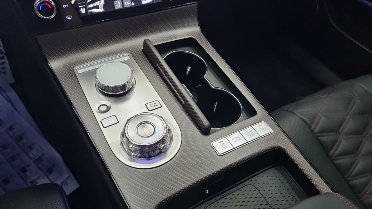 Genesis G80 Бензин 2.5 турбо AWD — Фото автомобиля 9