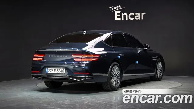 Genesis G80 Бензин 2.5 турбо AWD — Фото автомобиля 2