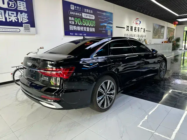 Audi A6L — Фото автомобиля 9