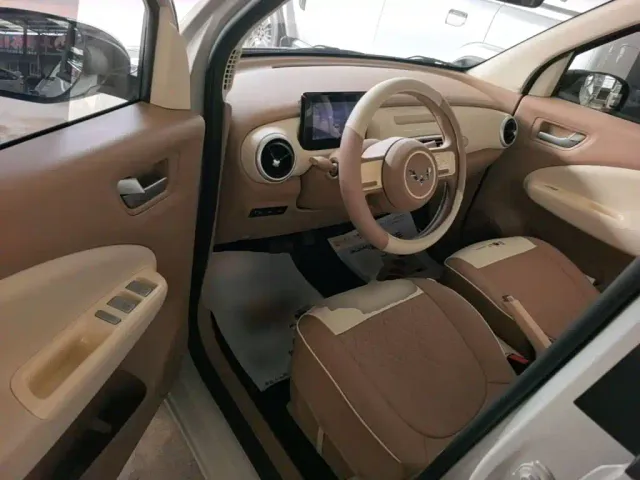Wuling Hongguang Mini EV — Фото автомобиля 11