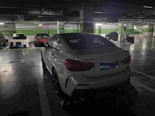 BMW 1 Series — Фото автомобиля 4