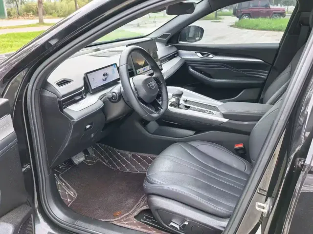 Geely Xingrui — Фото автомобиля 5