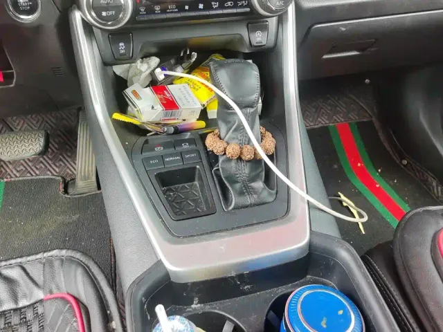 Toyota Wildlander — Фото автомобиля 16