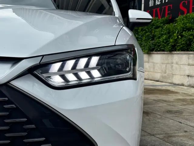 BYD Qin PLUS — Фото автомобиля 10