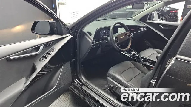 Kia Niro Niro (New) — Фото автомобиля 15