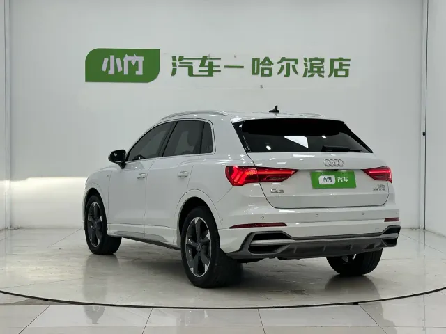 Audi Q3 — Фото автомобиля 4