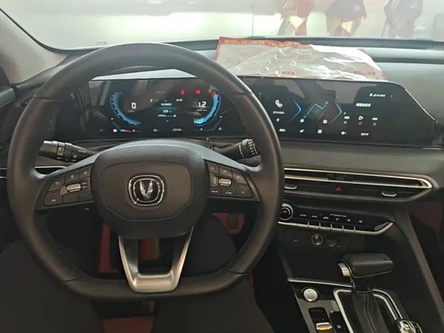 Changan Eado — Фото автомобиля 9