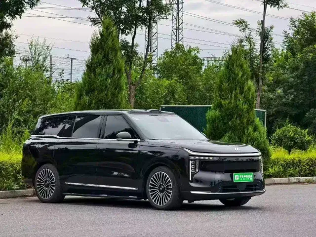 IM Motors LS9 — Фото автомобиля 2
