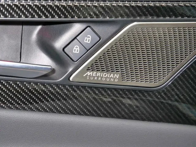 Jaguar XEL — Фото автомобиля 13