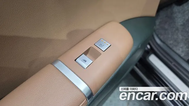 Hyundai Grandeur GN7 — Фото автомобиля 29