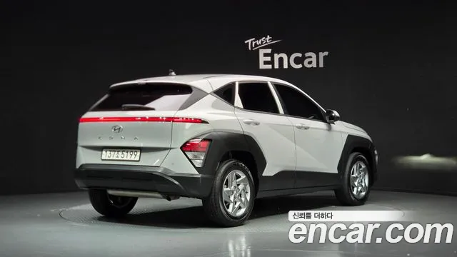 Hyundai Kona — Фото автомобиля 2