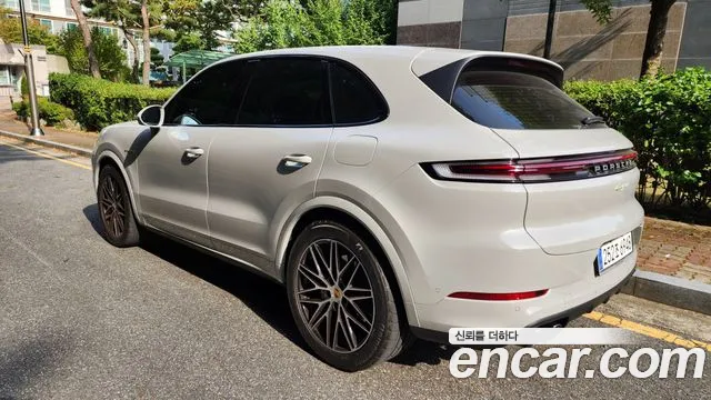 Porsche Cayenne PO536 — Фото автомобиля 2