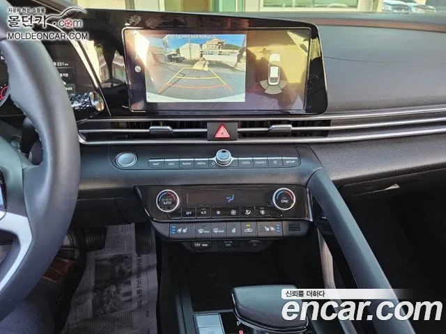 Hyundai Avante CN7 — Фото автомобиля 8