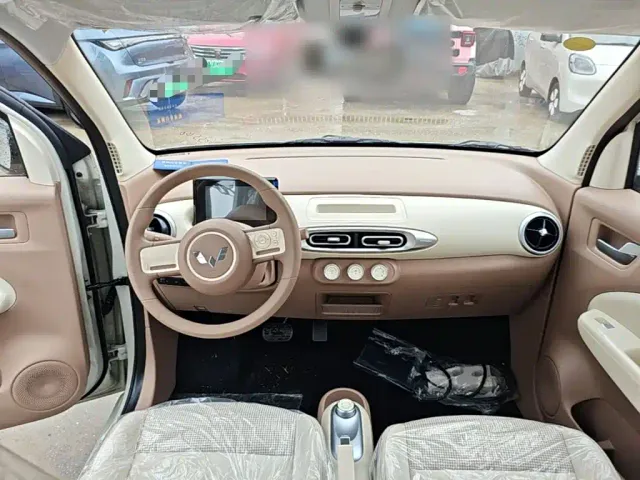 Wuling Hongguang Mini EV — Фото автомобиля 9
