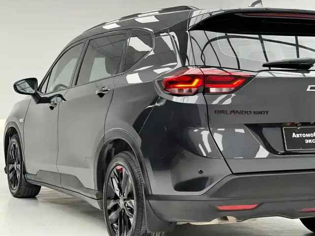 Chevrolet Volando 2020 Mild Hybrid Redline 530T Automatic Premium Edition (5+2 seater) — Фото автомобиля 7