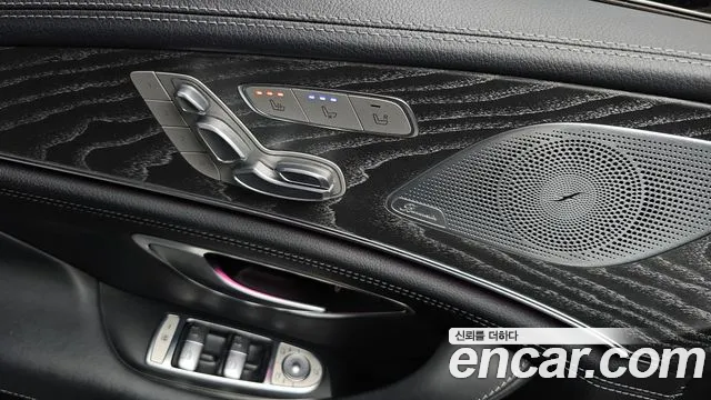Mercedes-Benz AMG GT 4 двери 43 4MATIC+ Dynamic — Фото автомобиля 21