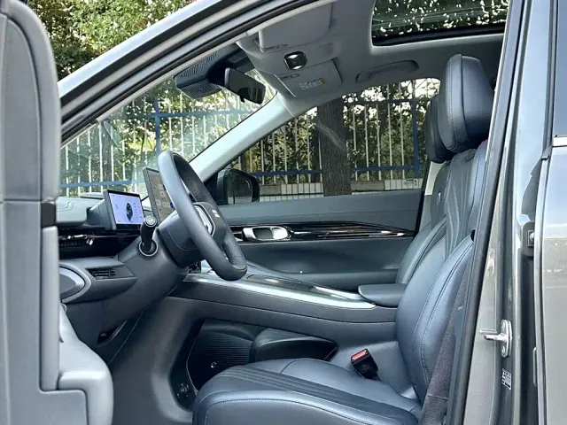 Geely Galaxy E5 — Фото автомобиля 14