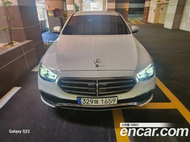 Фотография автомобиля — Mercedes-Benz E-Class W213