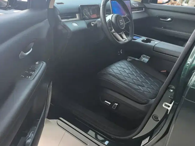 Landian E5 PLUS — Фото автомобиля 9