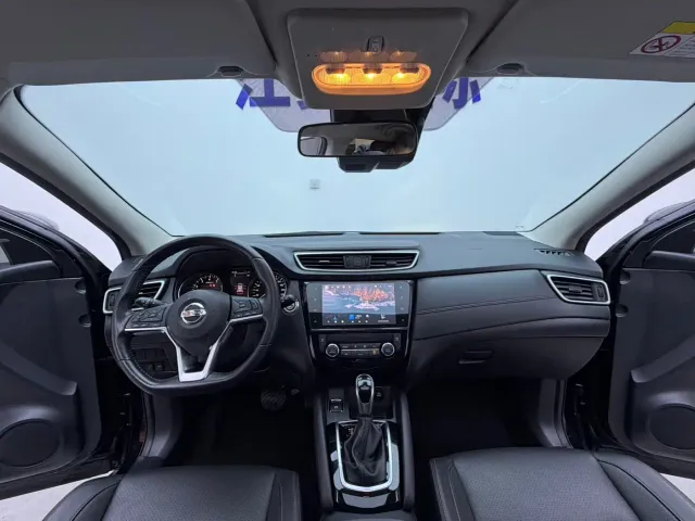 Nissan Qashqai 2021 2.0L CVT Luxury Version — Фото автомобиля 9