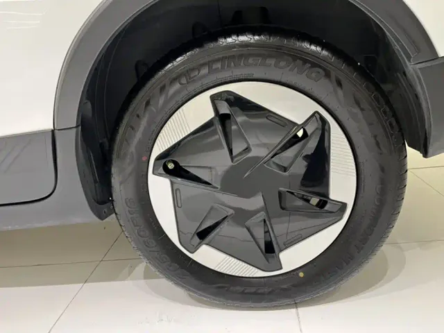 Geely Geometry E Firefly — Фото автомобиля 24