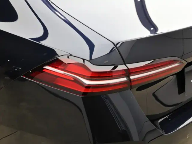 BMW 5 Series — Фото автомобиля 28