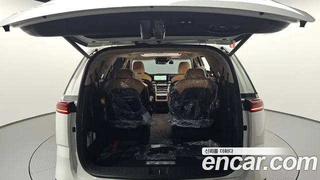 Kia Carnival Generation 4 — Фото автомобиля 26
