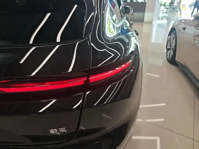 Nio ET5 Touring — Фото автомобиля 7