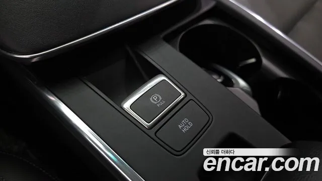 Hyundai Grandeur Новый Grandeur IG 3.0 LPi (Такси) — Фото автомобиля 27