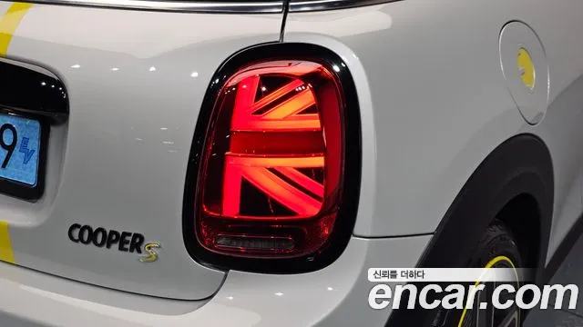 MINI Cooper Cooper Electric — Фото автомобиля 22