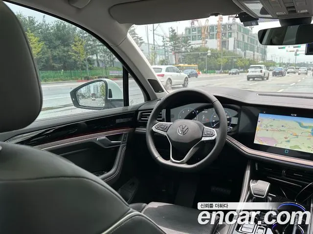 Volkswagen Touareg Touareg 3 поколение 3.0 TDI Prestige — Фото автомобиля 6