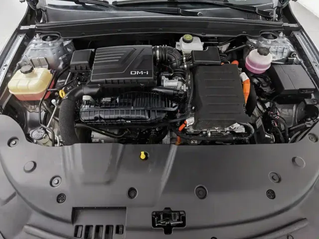 BYD Qin PLUS — Фото автомобиля 6