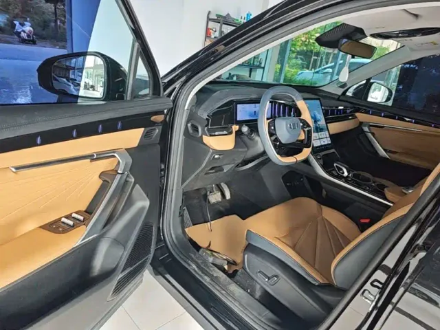 Geely Boyue L — Фото автомобиля 15