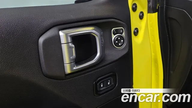 Jeep Wrangler JL — Фото автомобиля 30