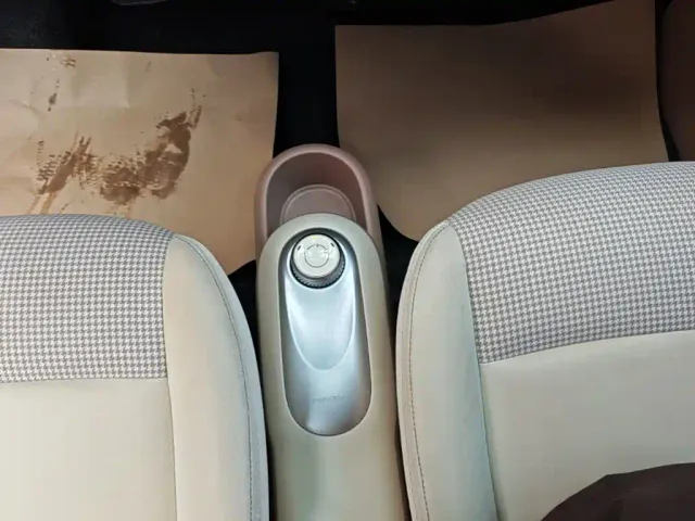Wuling Hongguang Mini EV — Фото автомобиля 13