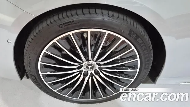 Mercedes-Benz E-Class W214 — Фото автомобиля 17