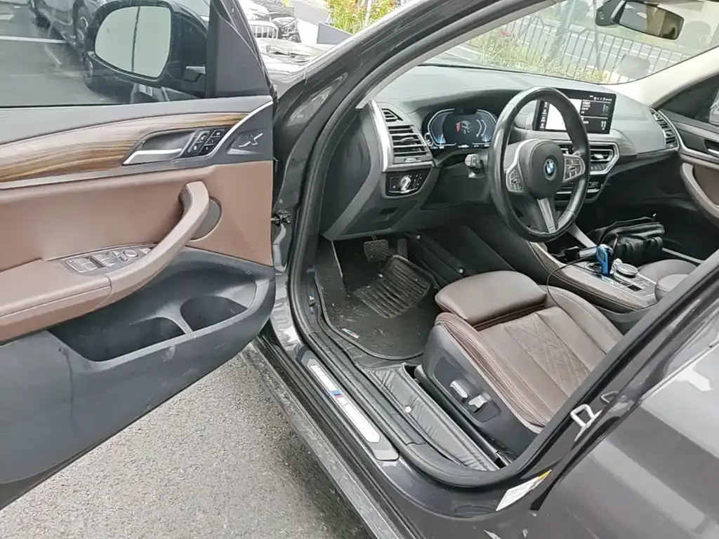 BMW BMW iX3 2022 Leading Edition — Фото автомобиля 15