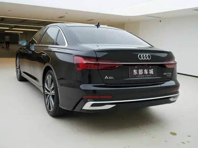 Audi Audi A6L 2023 45 TFSI quattro Premium Dynamic — Фото автомобиля 4