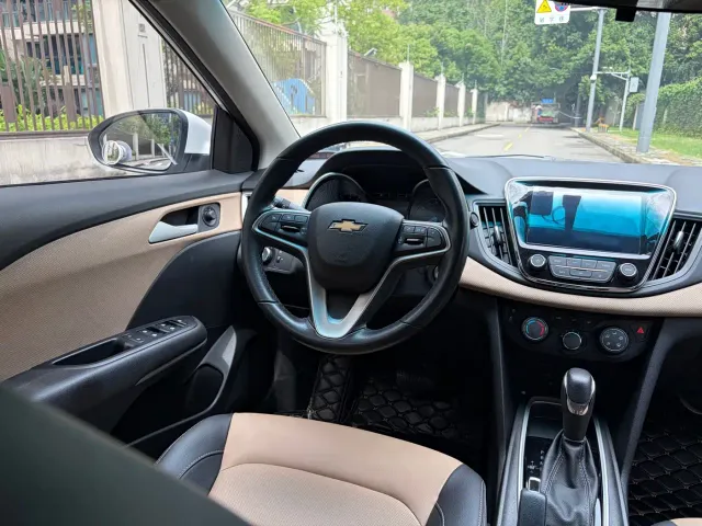 Chevrolet Monza — Фото автомобиля 19