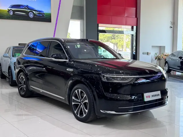 Aito M7 — Фото автомобиля 3