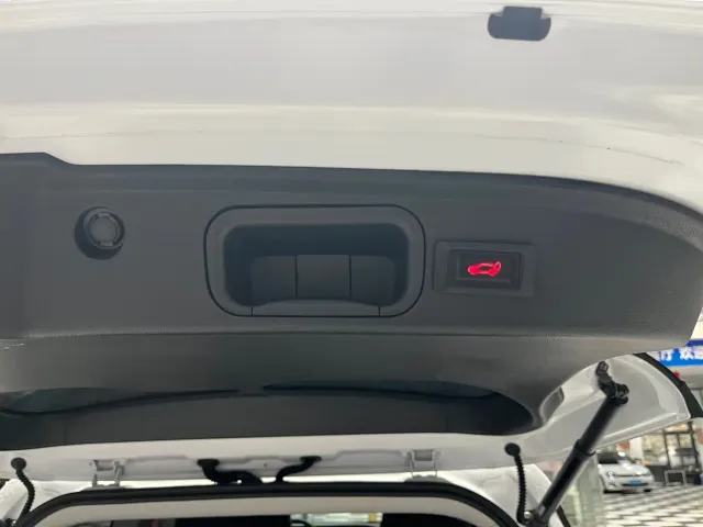 GAC Trumpchi M6 — Фото автомобиля 18