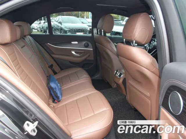 Mercedes-Benz E-Class W213 — Фото автомобиля 18