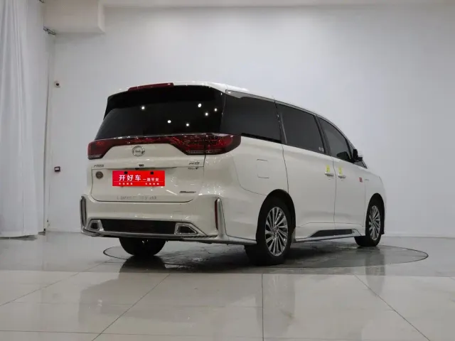 GAC Trumpchi M8 — Фото автомобиля 4