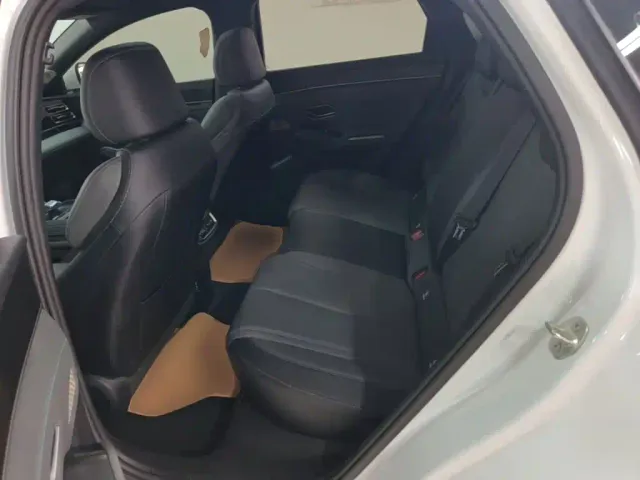 BYD Qin L — Фото автомобиля 16