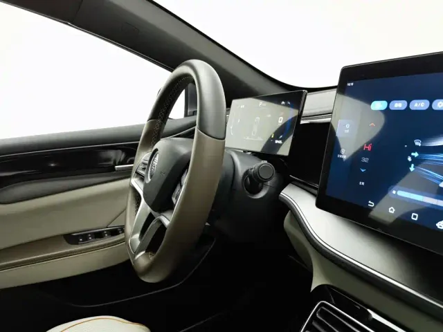 BYD Qin PLUS — Фото автомобиля 22