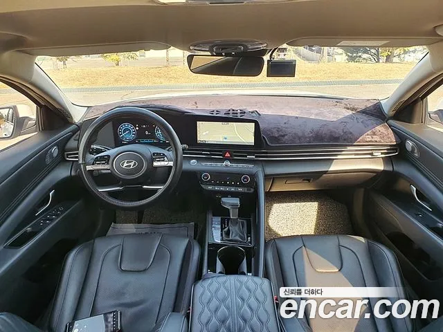 Hyundai AVANTE — Фото автомобиля 4